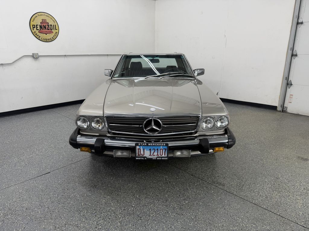 1988 Mercedes-Benz 560-Class Image 5