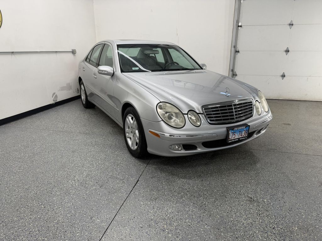 2005 Mercedes-Benz E-Class Image 3