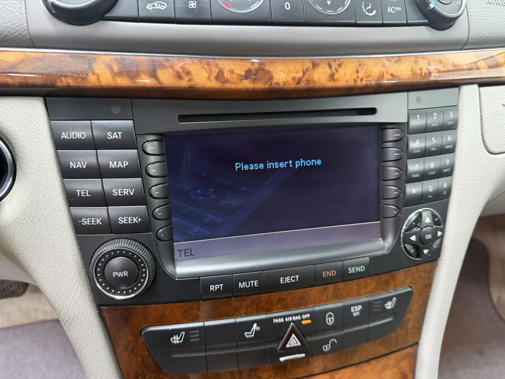 2005 Mercedes-Benz E-Class Image 13