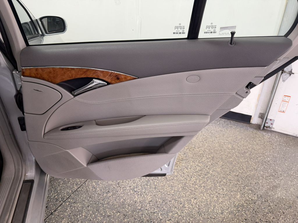2005 Mercedes-Benz E-Class Image 20