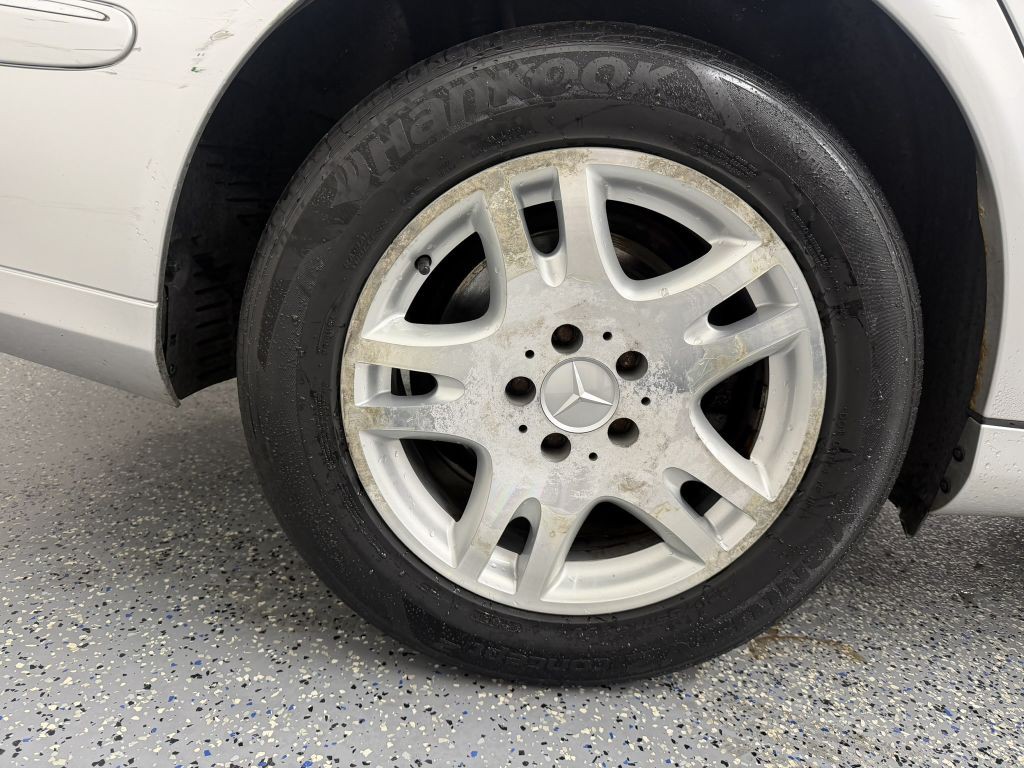 2005 Mercedes-Benz E-Class Image 29