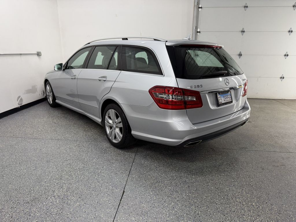 2011 Mercedes-Benz E-Class Image 6