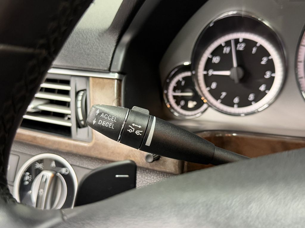 2011 Mercedes-Benz E-Class Image 12