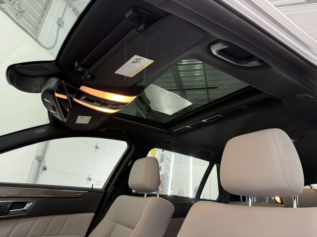 2011 Mercedes-Benz E-Class Image 23