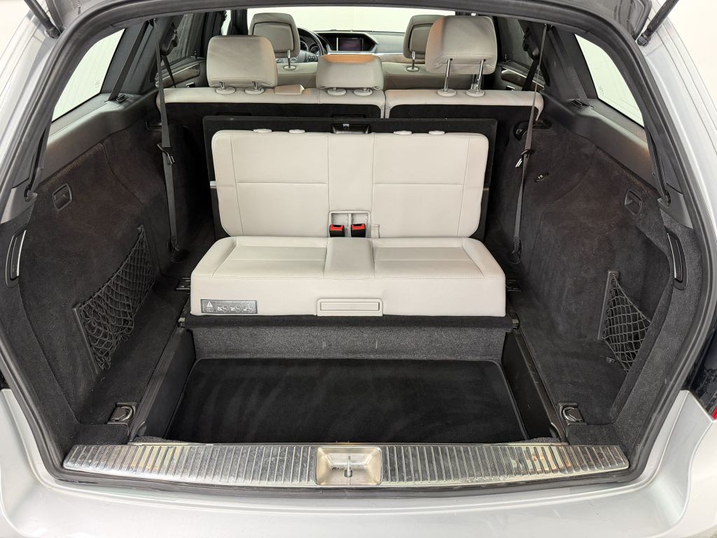 2011 Mercedes-Benz E-Class Image 41