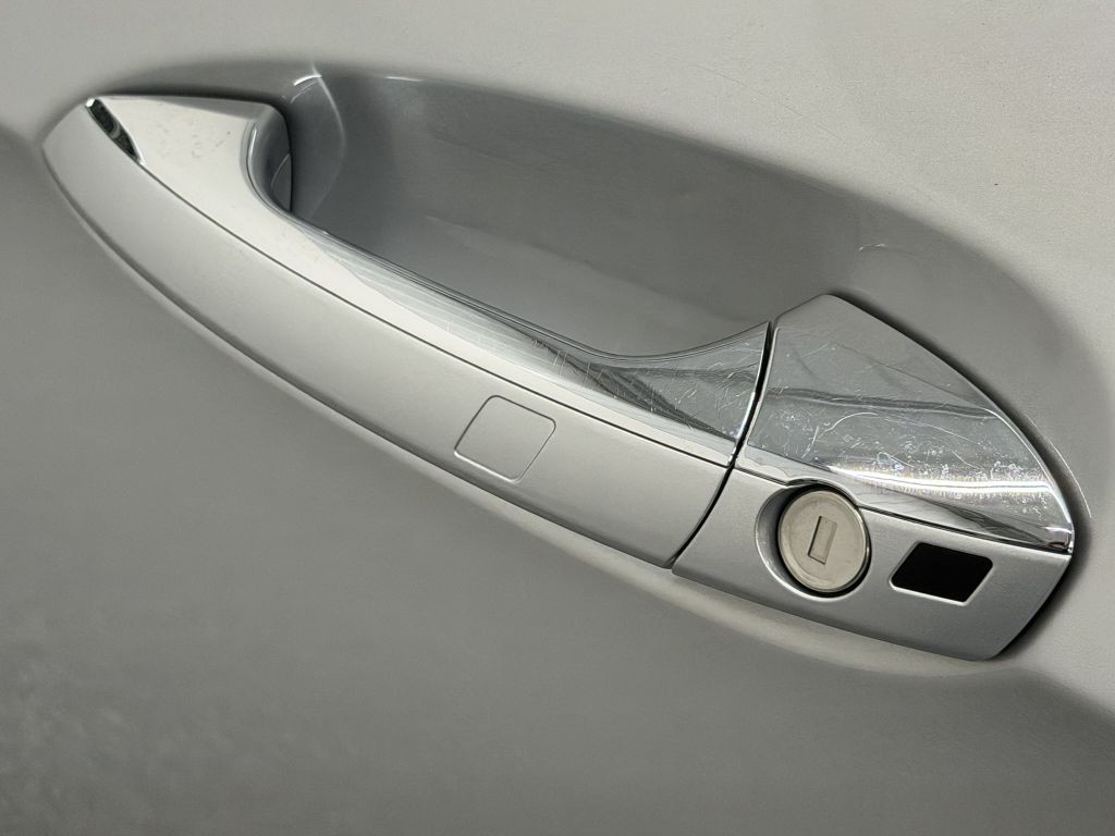 2011 Mercedes-Benz E-Class Image 43