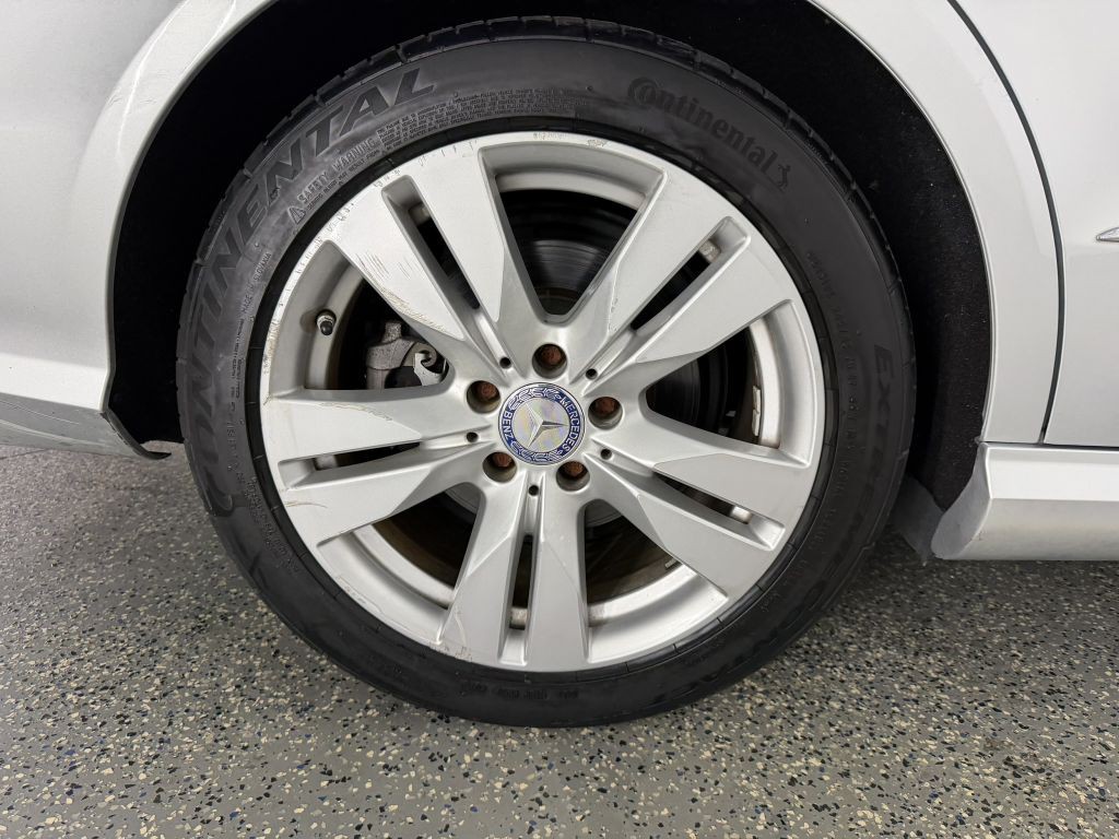 2011 Mercedes-Benz E-Class Image 46
