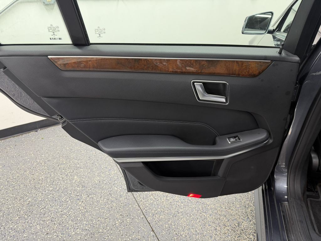2014 Mercedes-Benz E-Class Image 29
