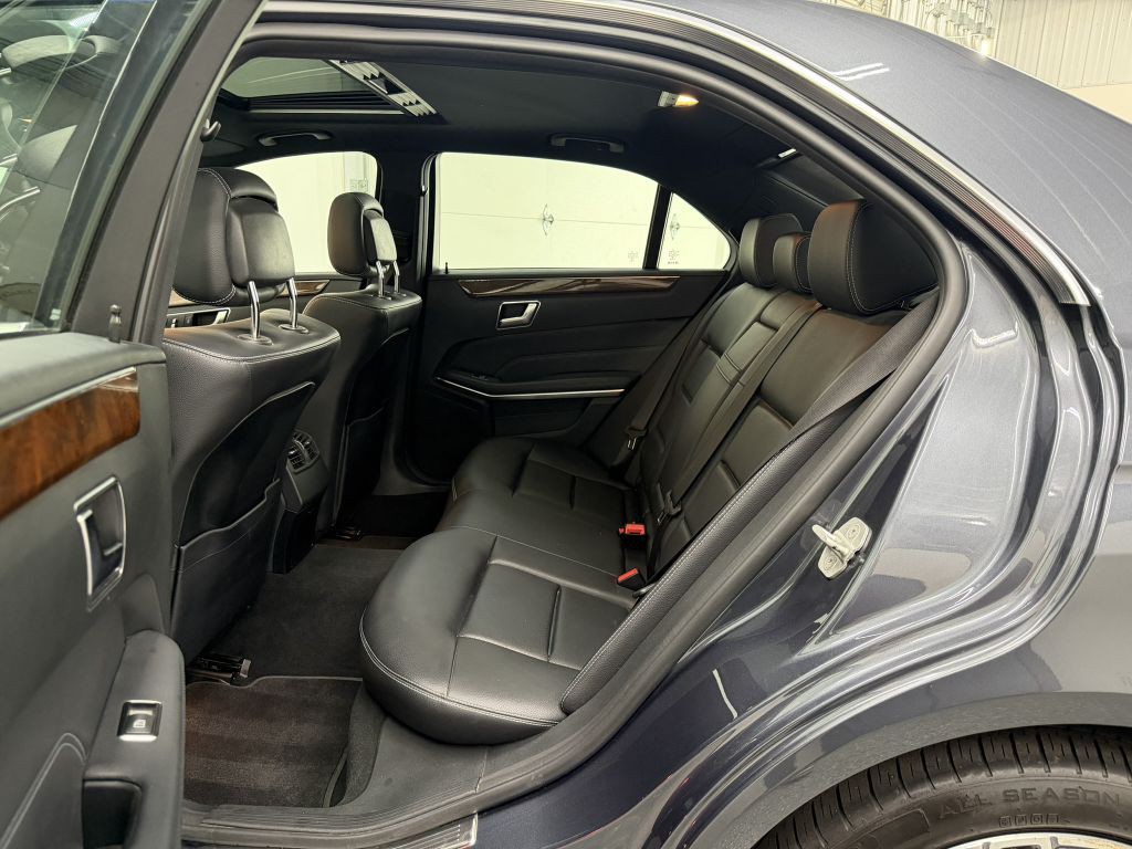 2014 Mercedes-Benz E-Class Image 30