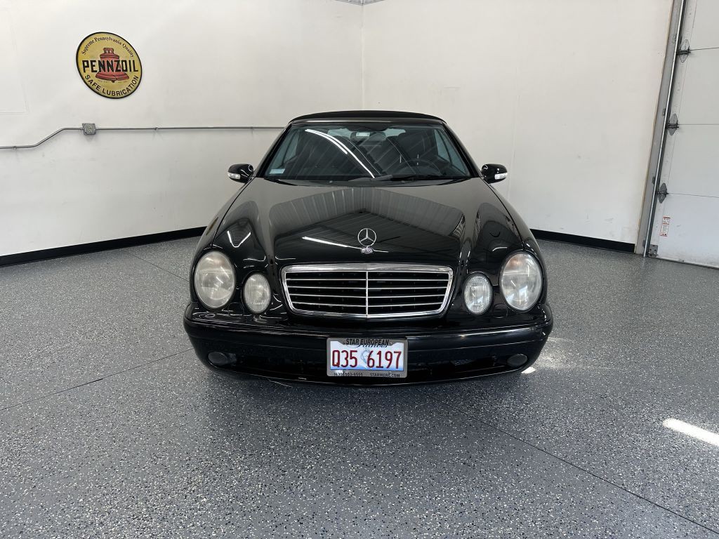 2002 Mercedes-Benz CLK-Class Image 11