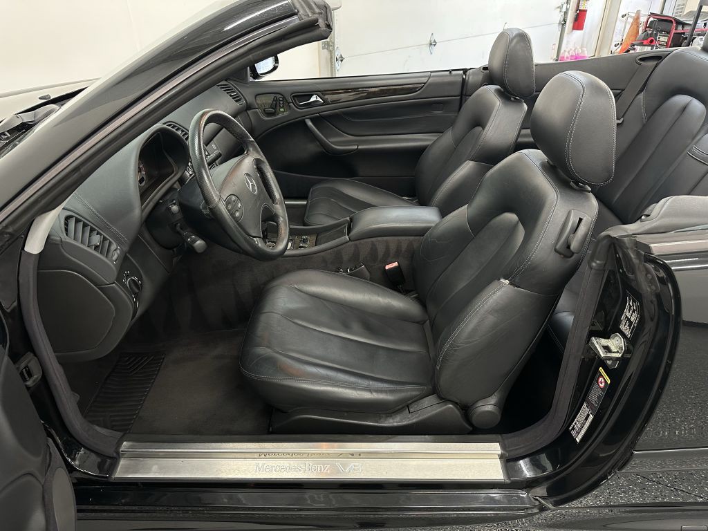 2002 Mercedes-Benz CLK-Class Image 14