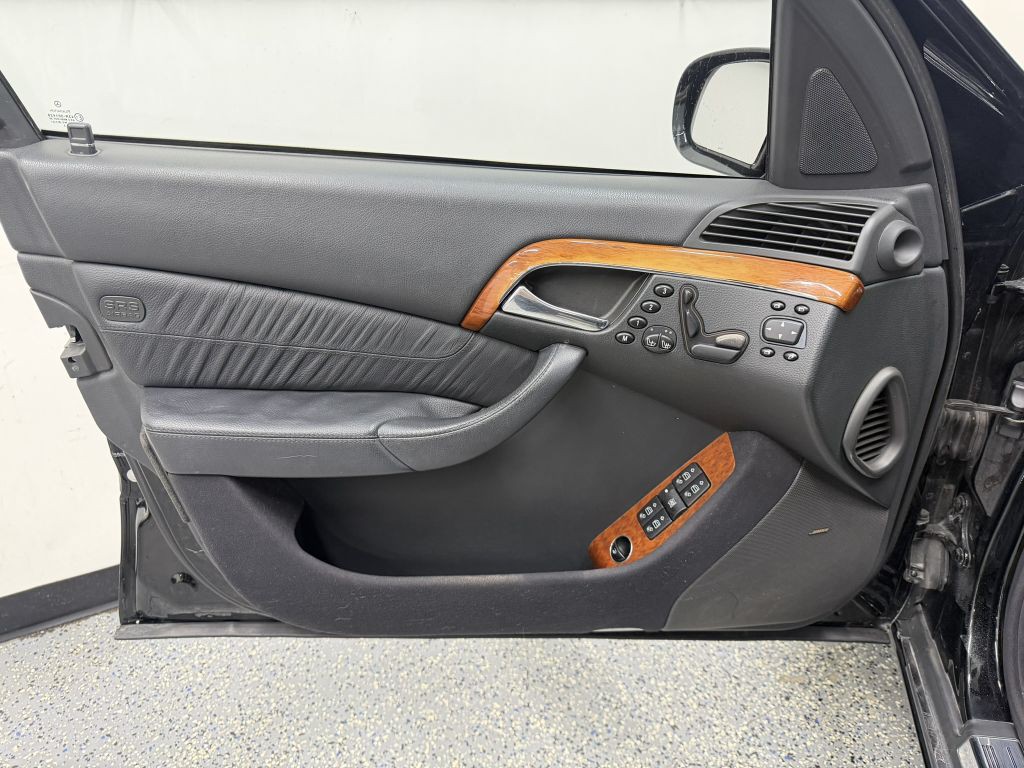 2003 Mercedes-Benz S-Class Image 7