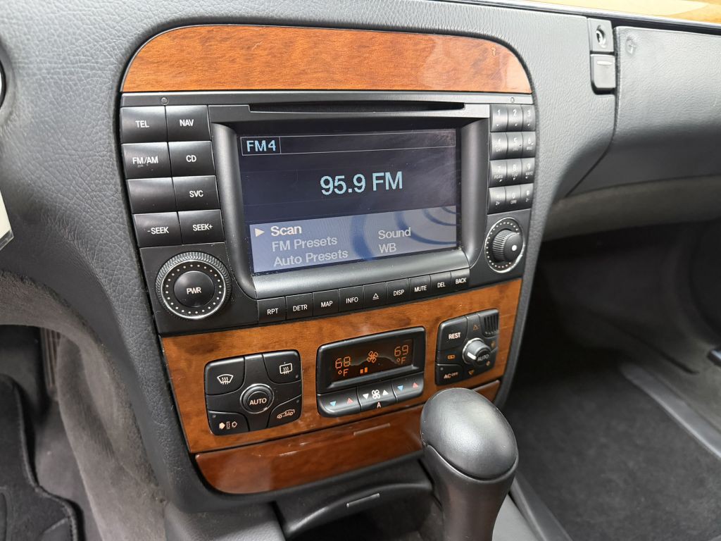 2003 Mercedes-Benz S-Class Image 13