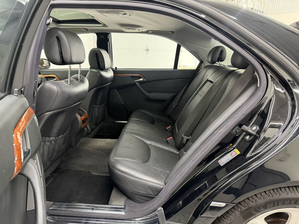 2003 Mercedes-Benz S-Class Image 25