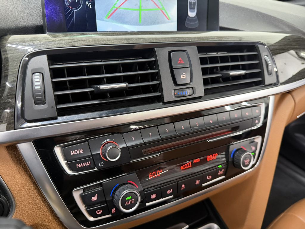 2015 BMW 4 Series Image 21