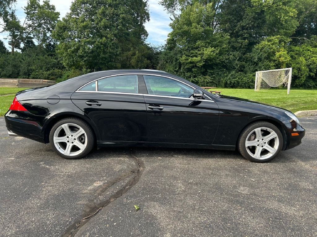 2006 Mercedes-Benz CLS-Class Image 3