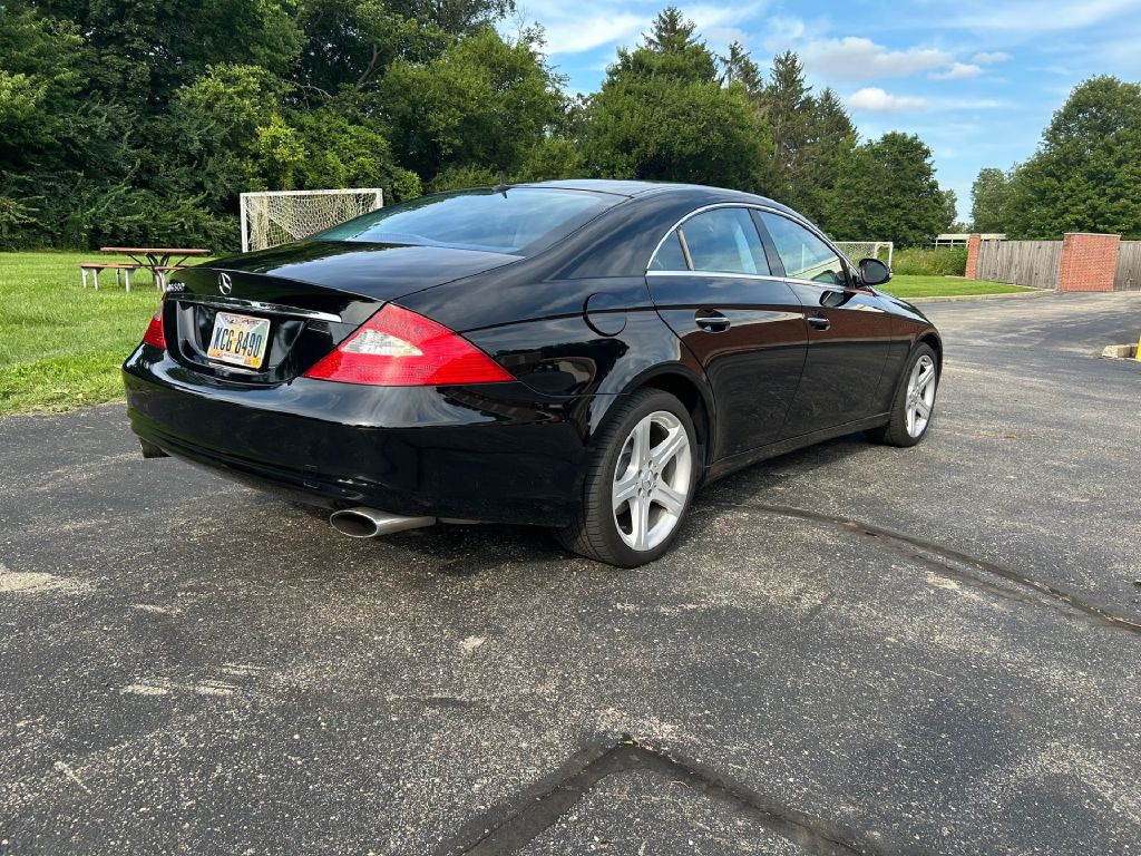 2006 Mercedes-Benz CLS-Class Image 4