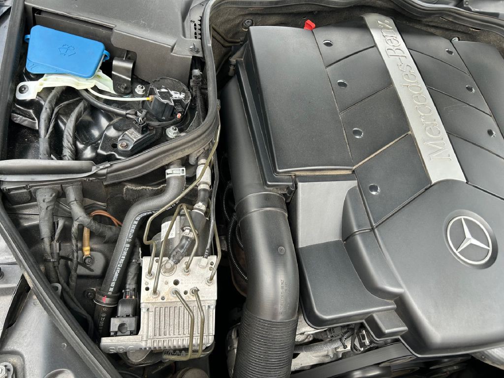 2006 Mercedes-Benz CLS-Class Image 28