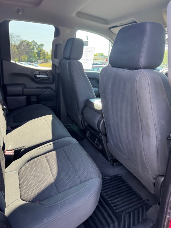 2021 Chevrolet Silverado 1500 Image 2