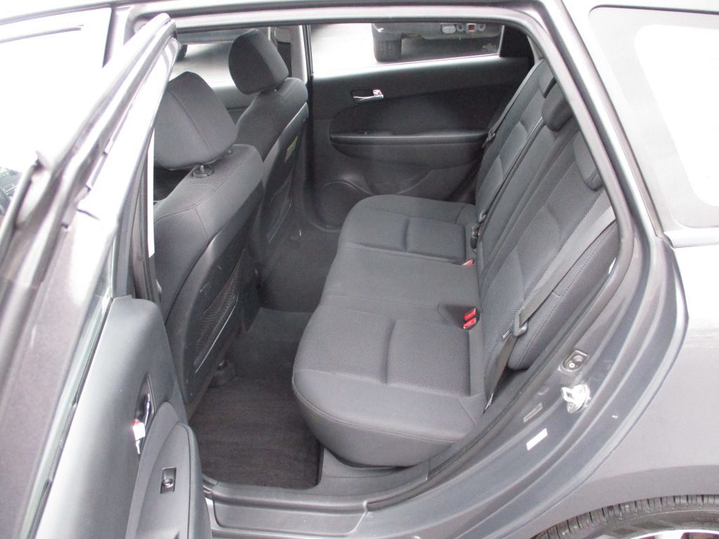 2009 Hyundai Elantra Image 10