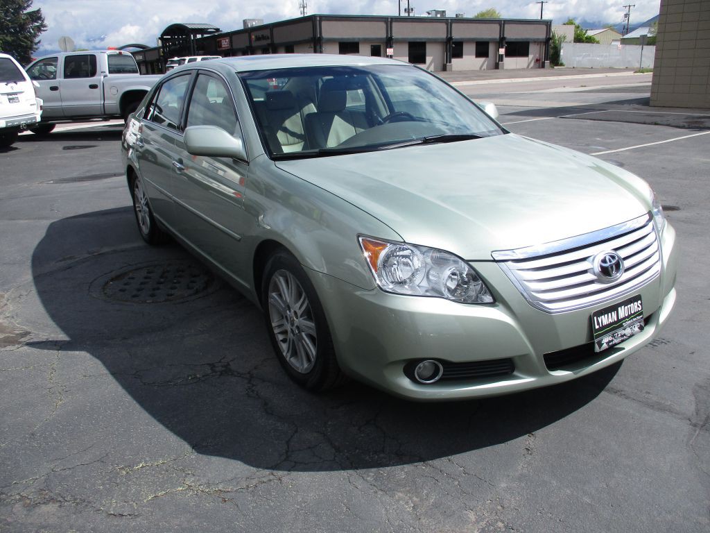 2009 Toyota Avalon Image 1