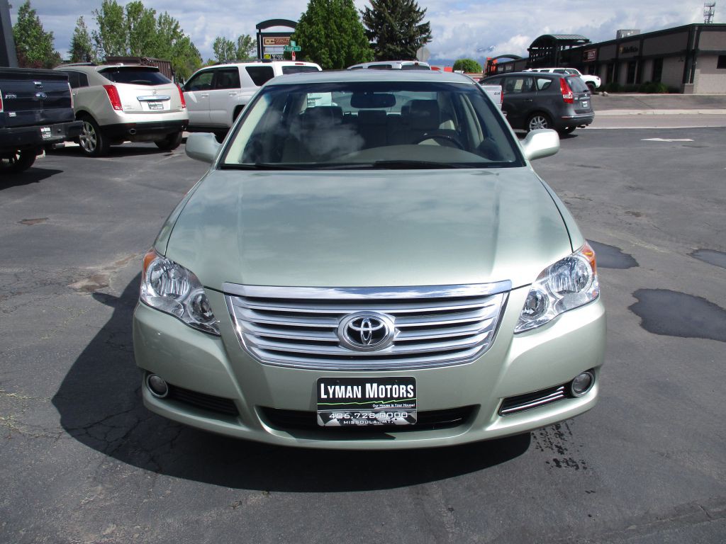 2009 Toyota Avalon Image 2