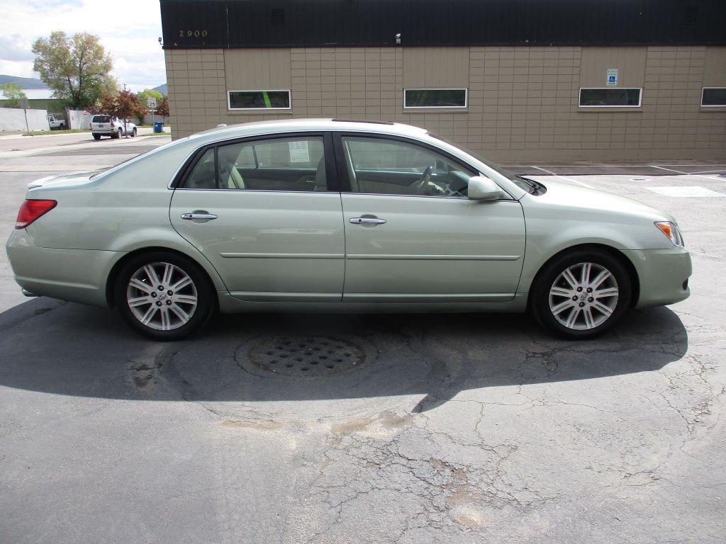 2009 Toyota Avalon Image 8