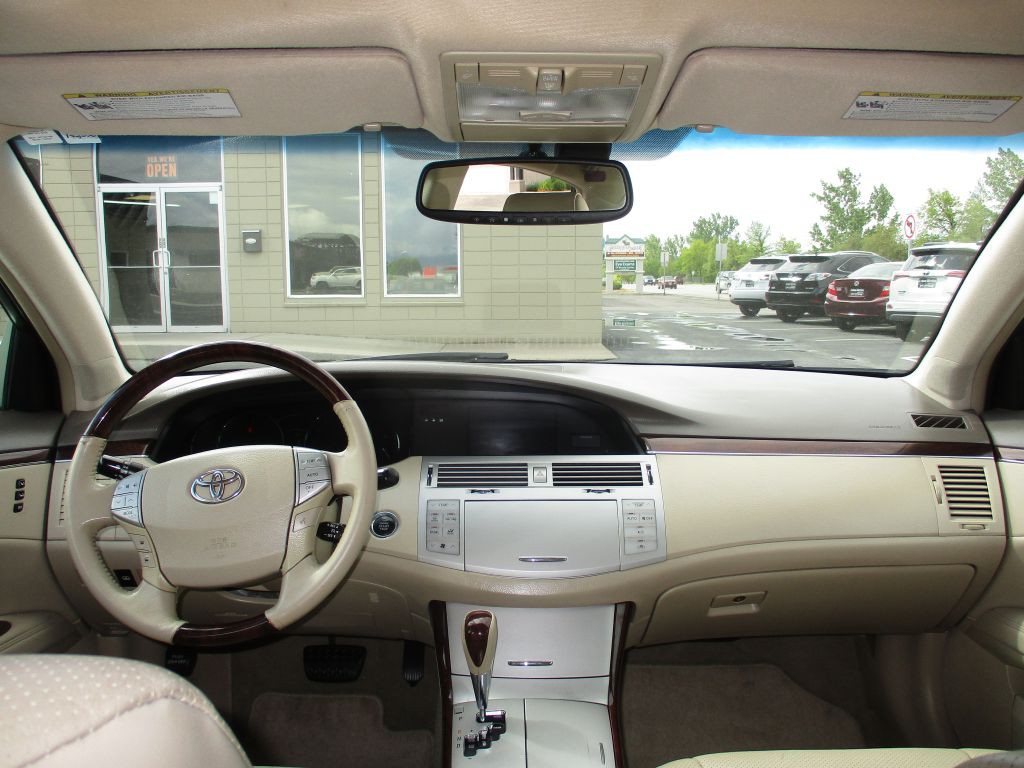2009 Toyota Avalon Image 11