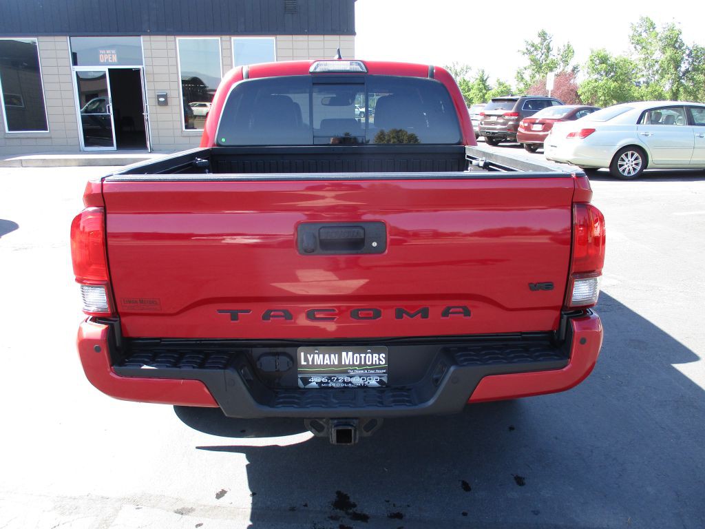 2019 Toyota Tacoma Image 6