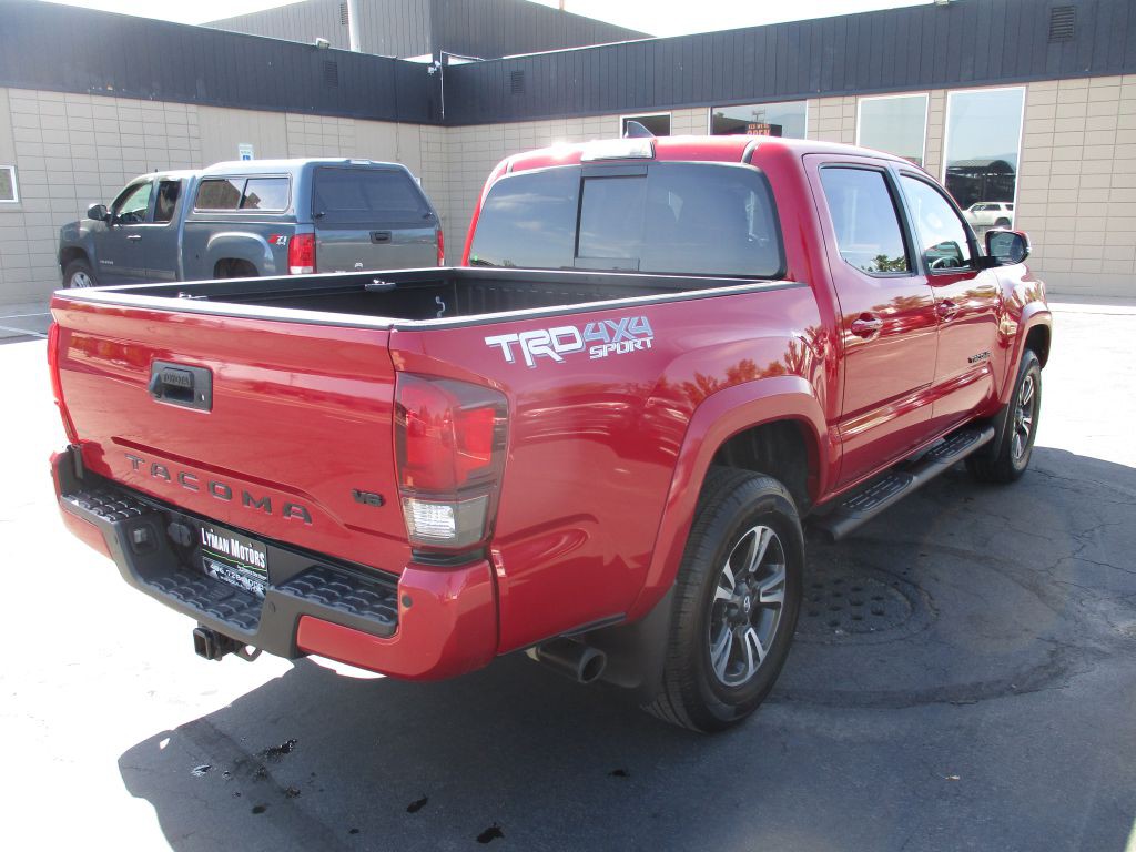 2019 Toyota Tacoma Image 7