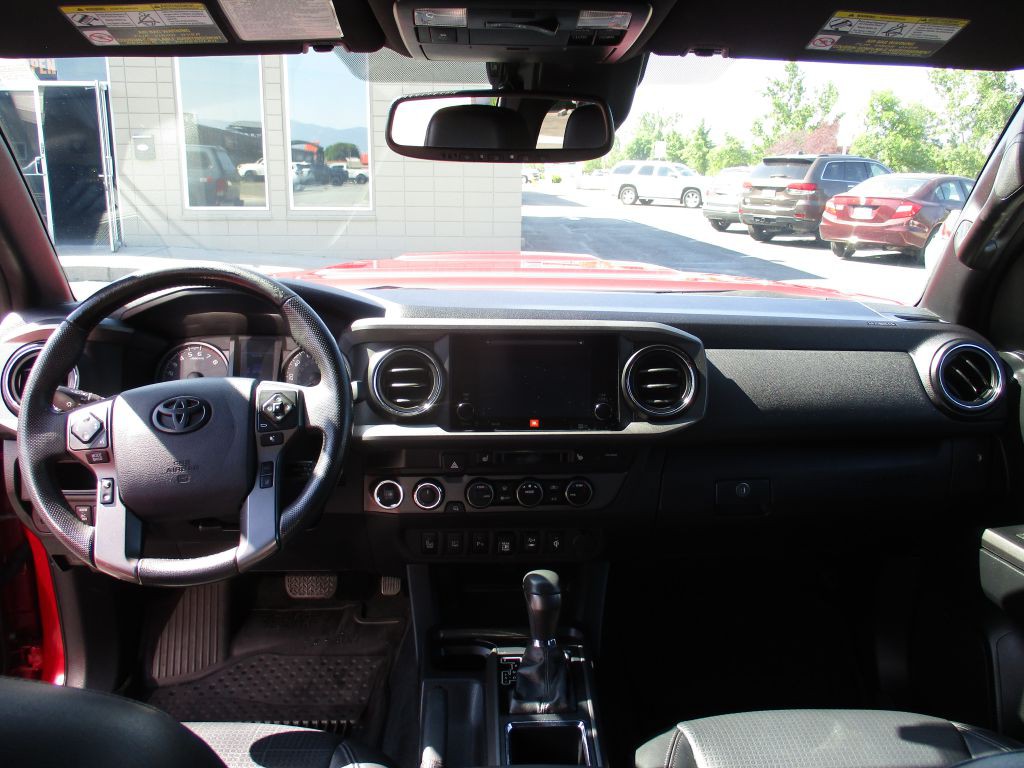 2019 Toyota Tacoma Image 11