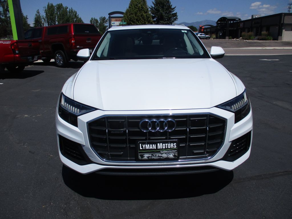 2019 Audi Q8 Image 2