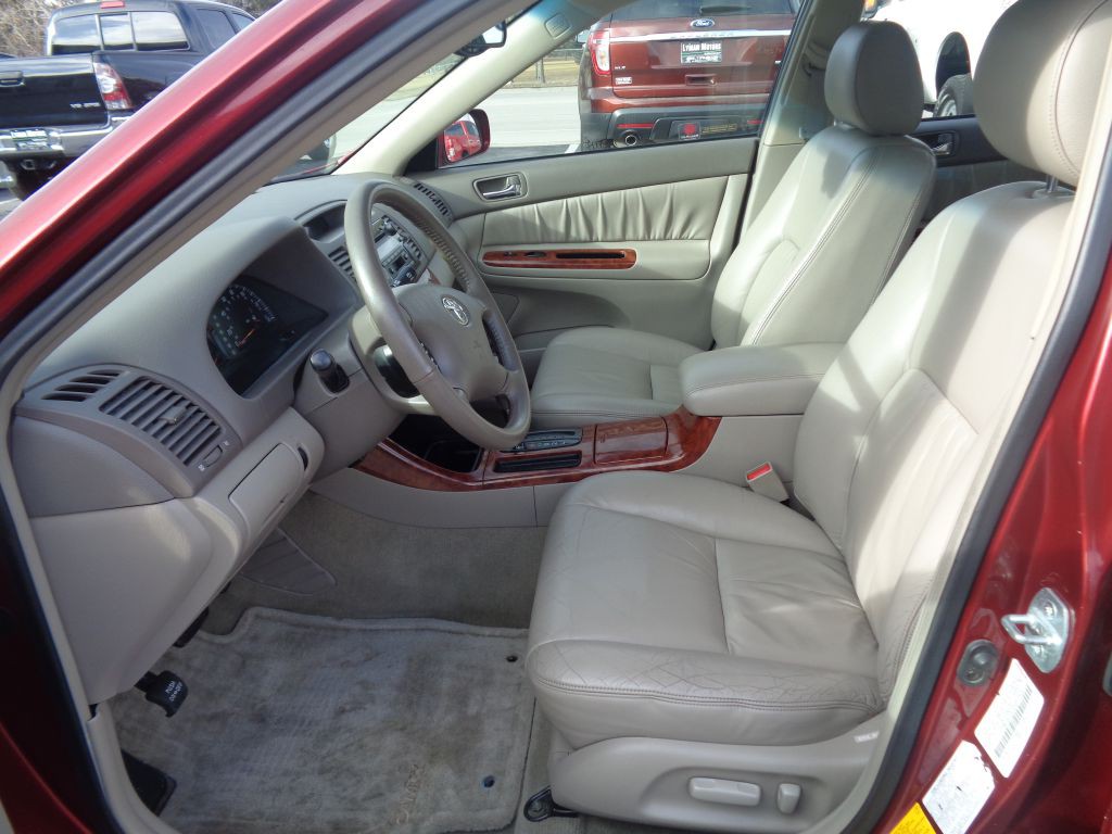 2002 Toyota Camry Image 9