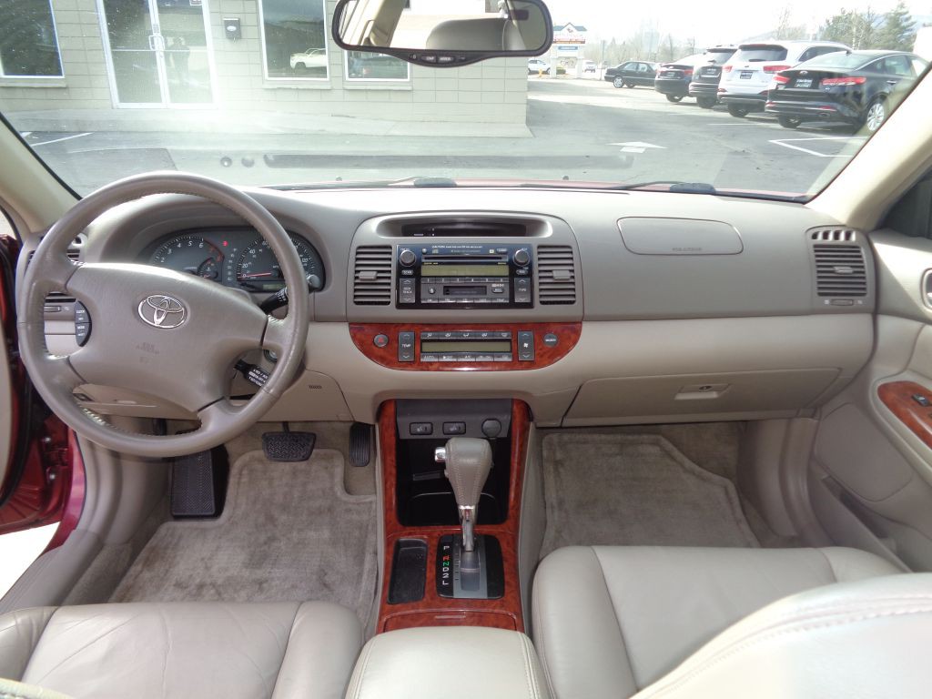 2002 Toyota Camry Image 11