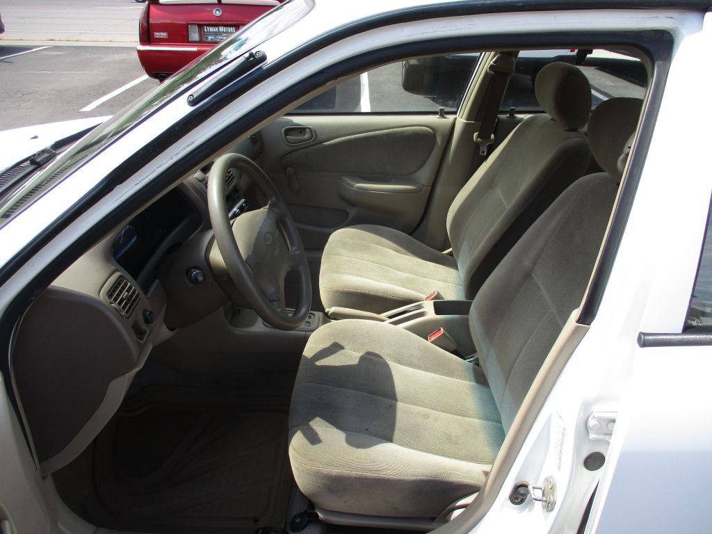 2002 Toyota Corolla Image 9