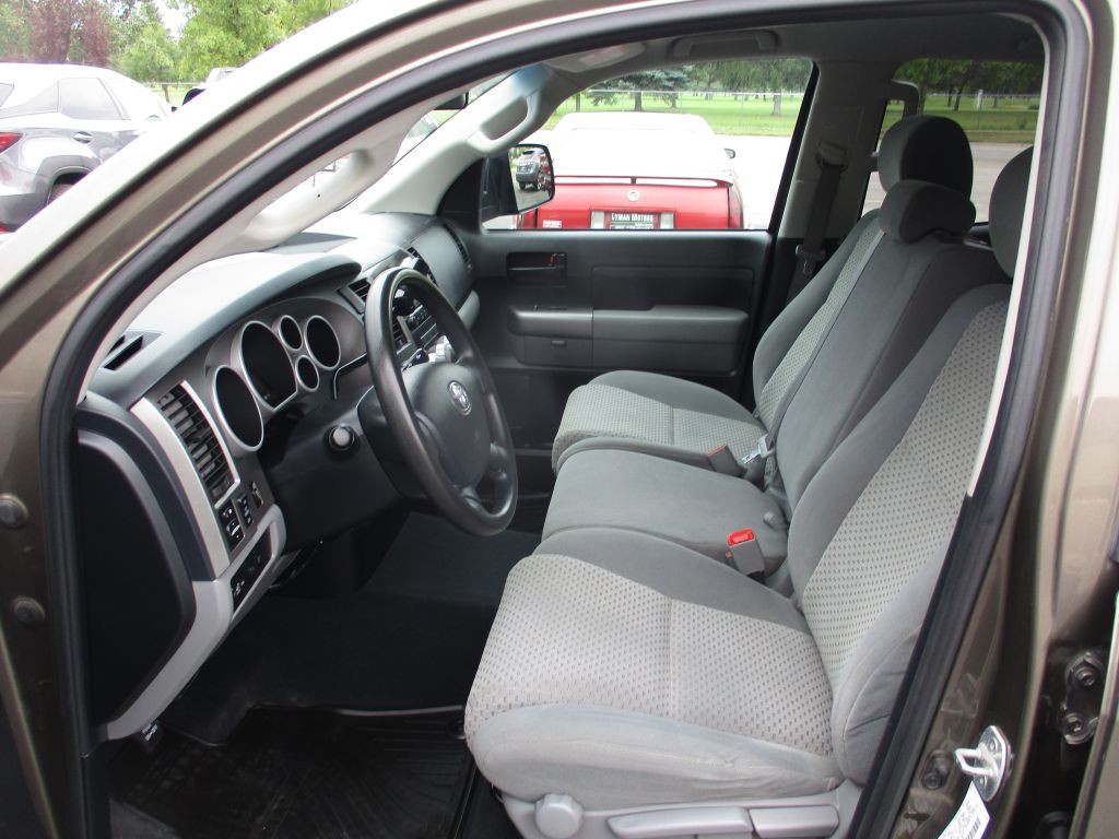 2013 Toyota Tundra Image 9