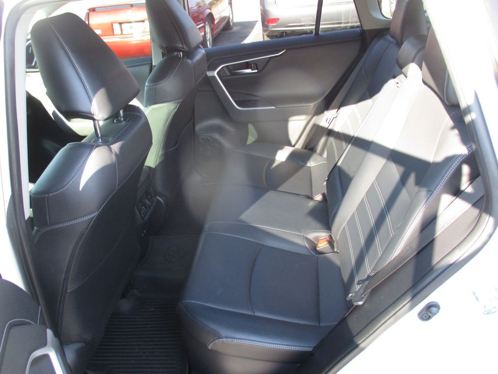 2020 Toyota Rav4 Image 10