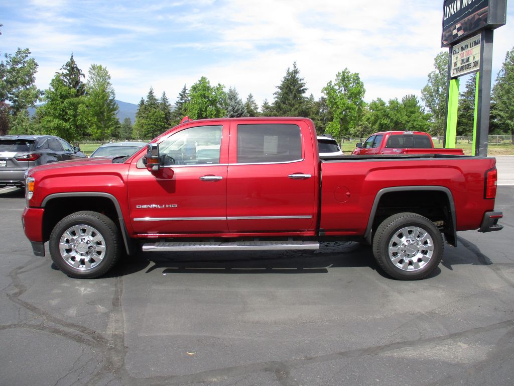 2018 GMC Sierra Image 4