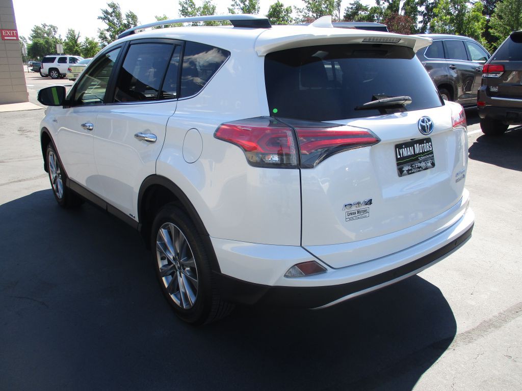 2017 Toyota Rav4 Image 5