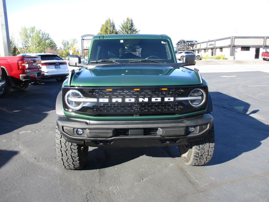 2022 Ford Bronco Image 2