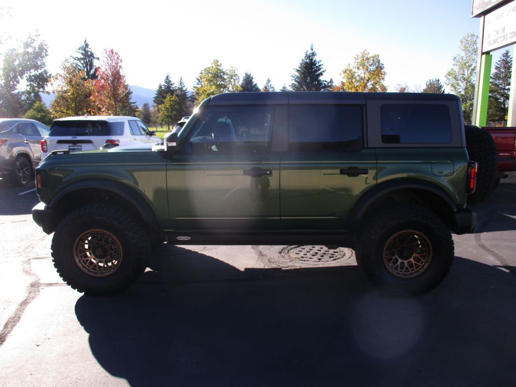 2022 Ford Bronco Image 4