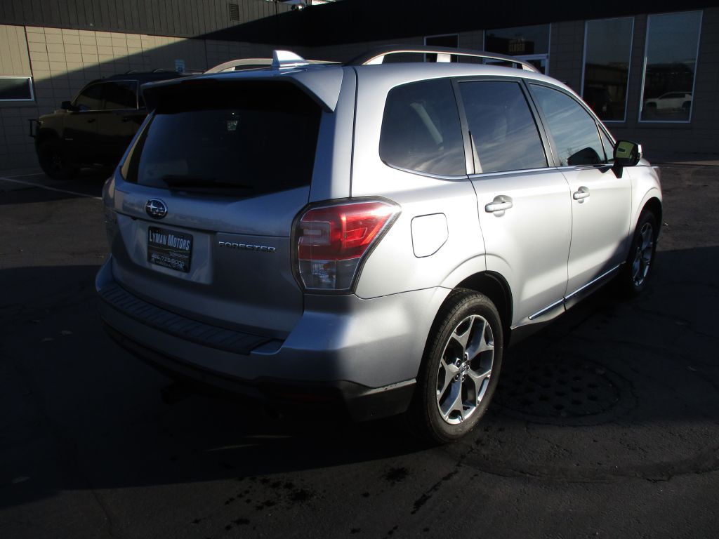 2018 Subaru Forester Image 7