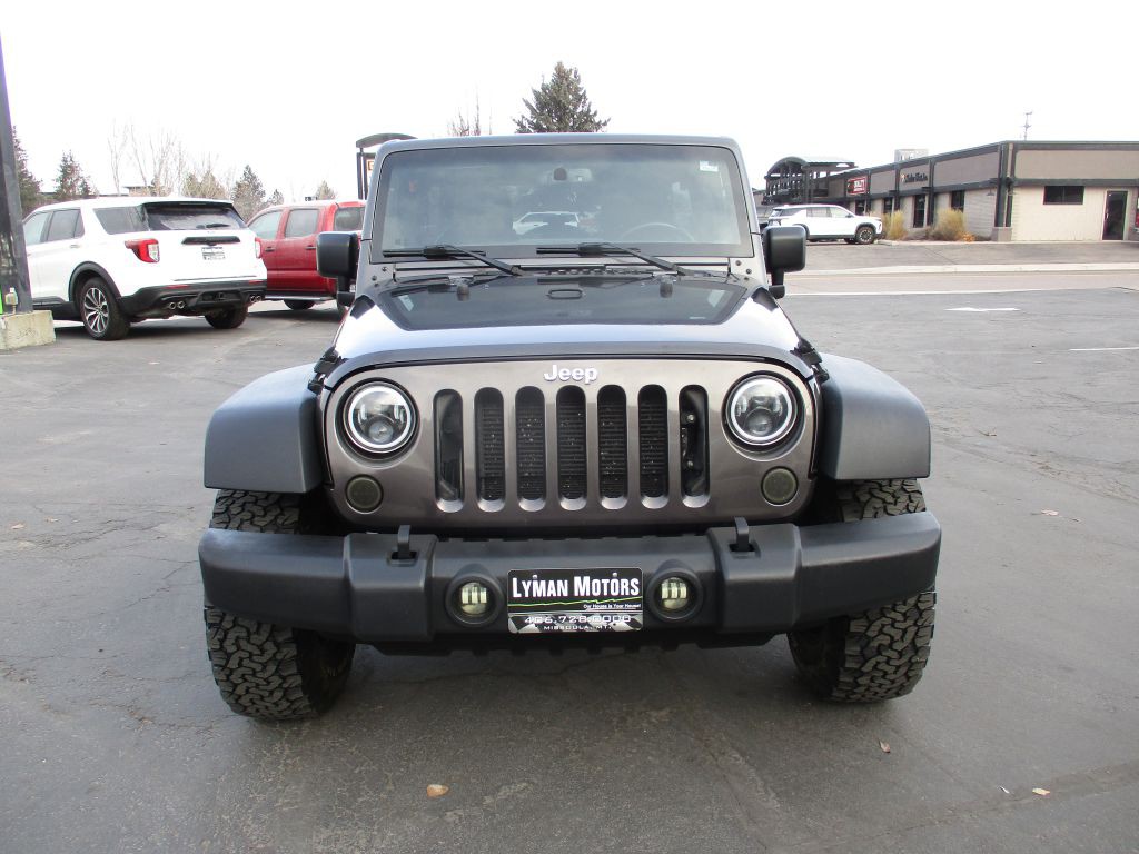 2017 Jeep Wrangler Unlimited Image 2