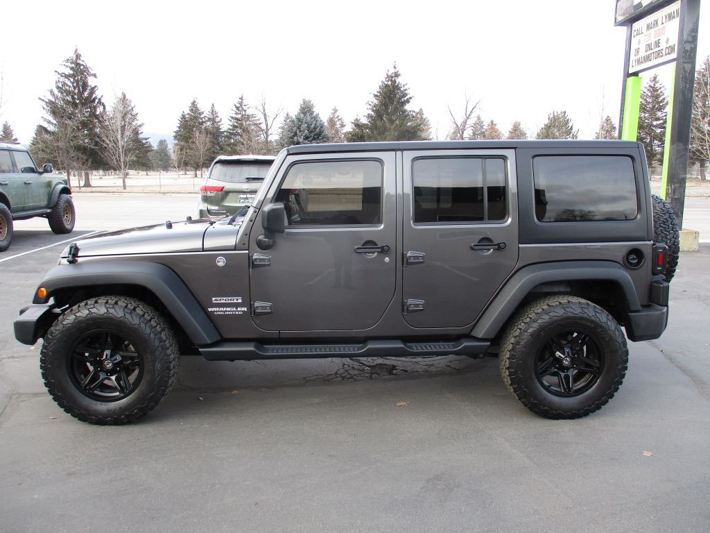 2017 Jeep Wrangler Unlimited Image 4