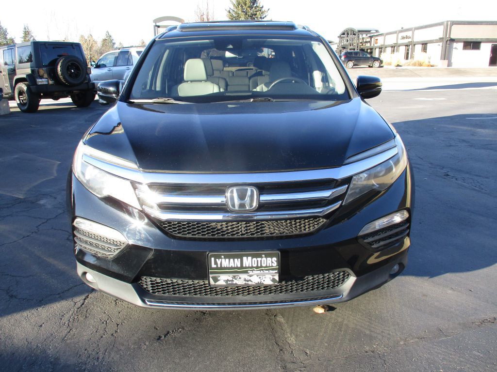 2018 Honda Pilot Image 2