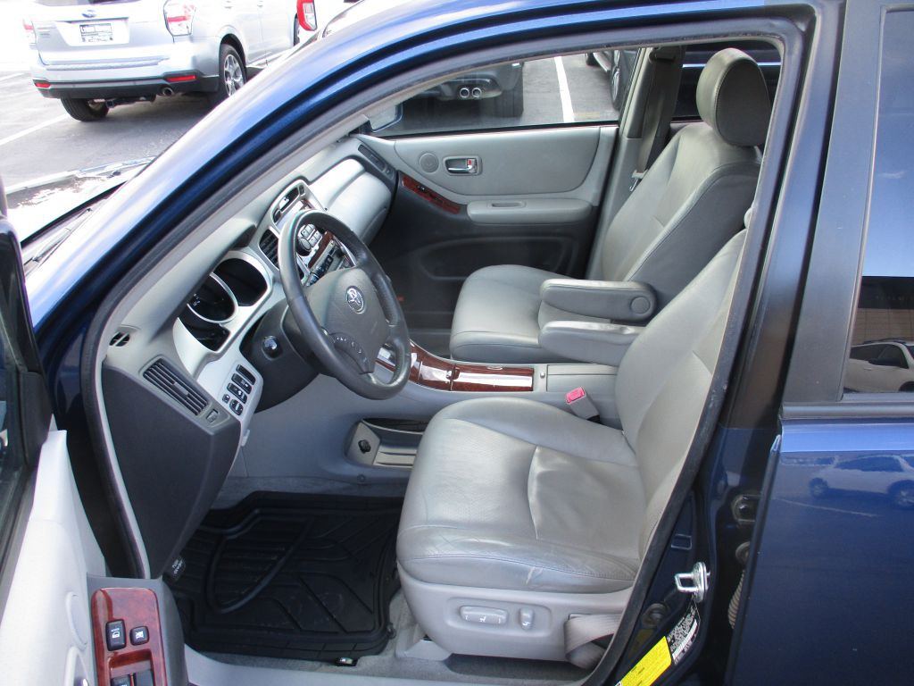 2005 Toyota Highlander Image 9