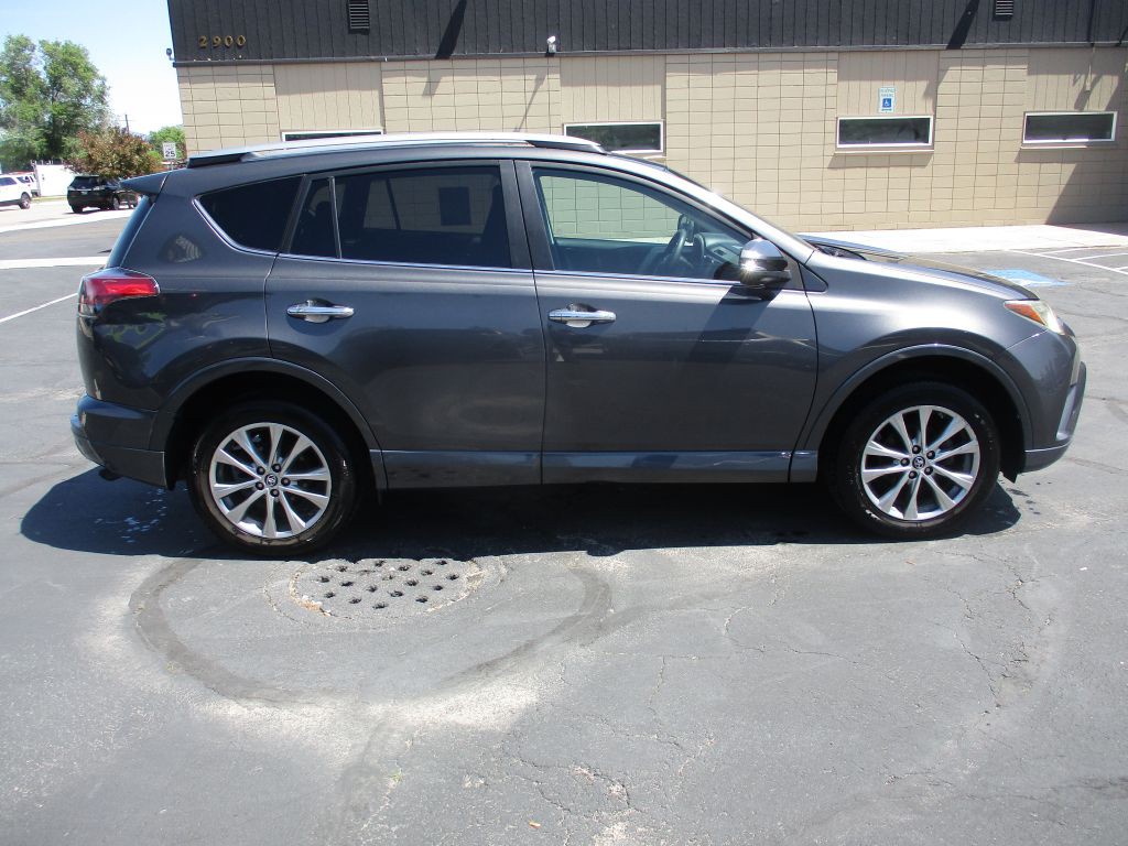 2017 Toyota Rav4 Image 8