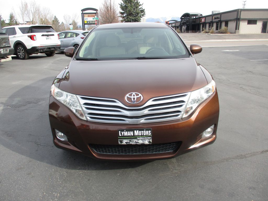 2009 Toyota Venza Image 2