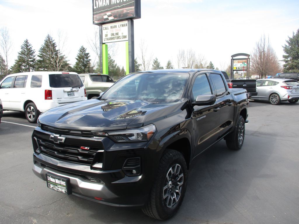 2025 Chevrolet Colorado Image 3
