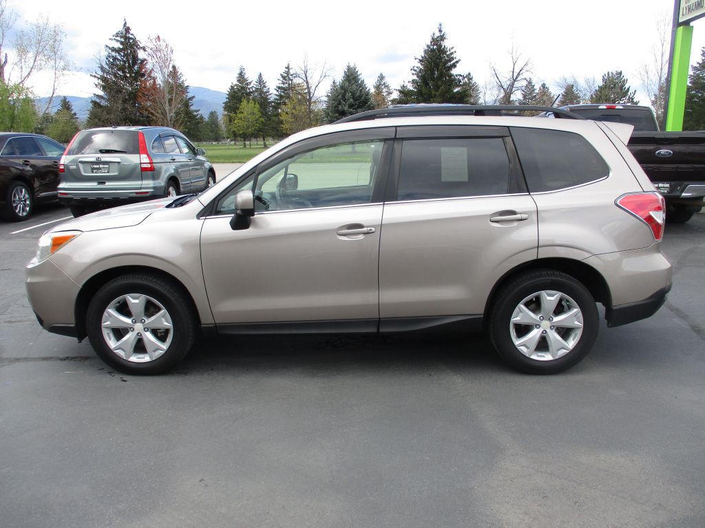 2015 Subaru Forester Image 4